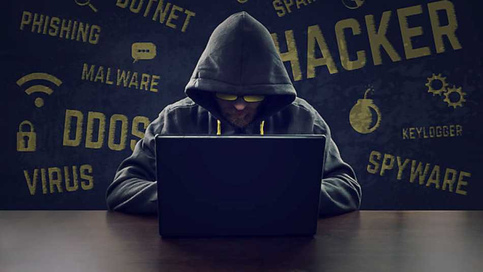 Beware of fake HMRC websites, emails or text messages!