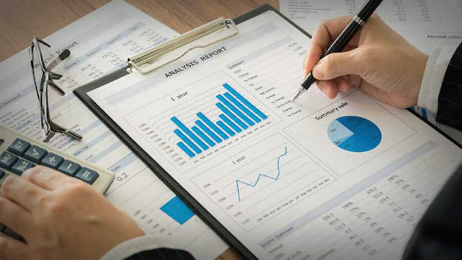 Essendon's management accounts will give you the vital numbers you need!